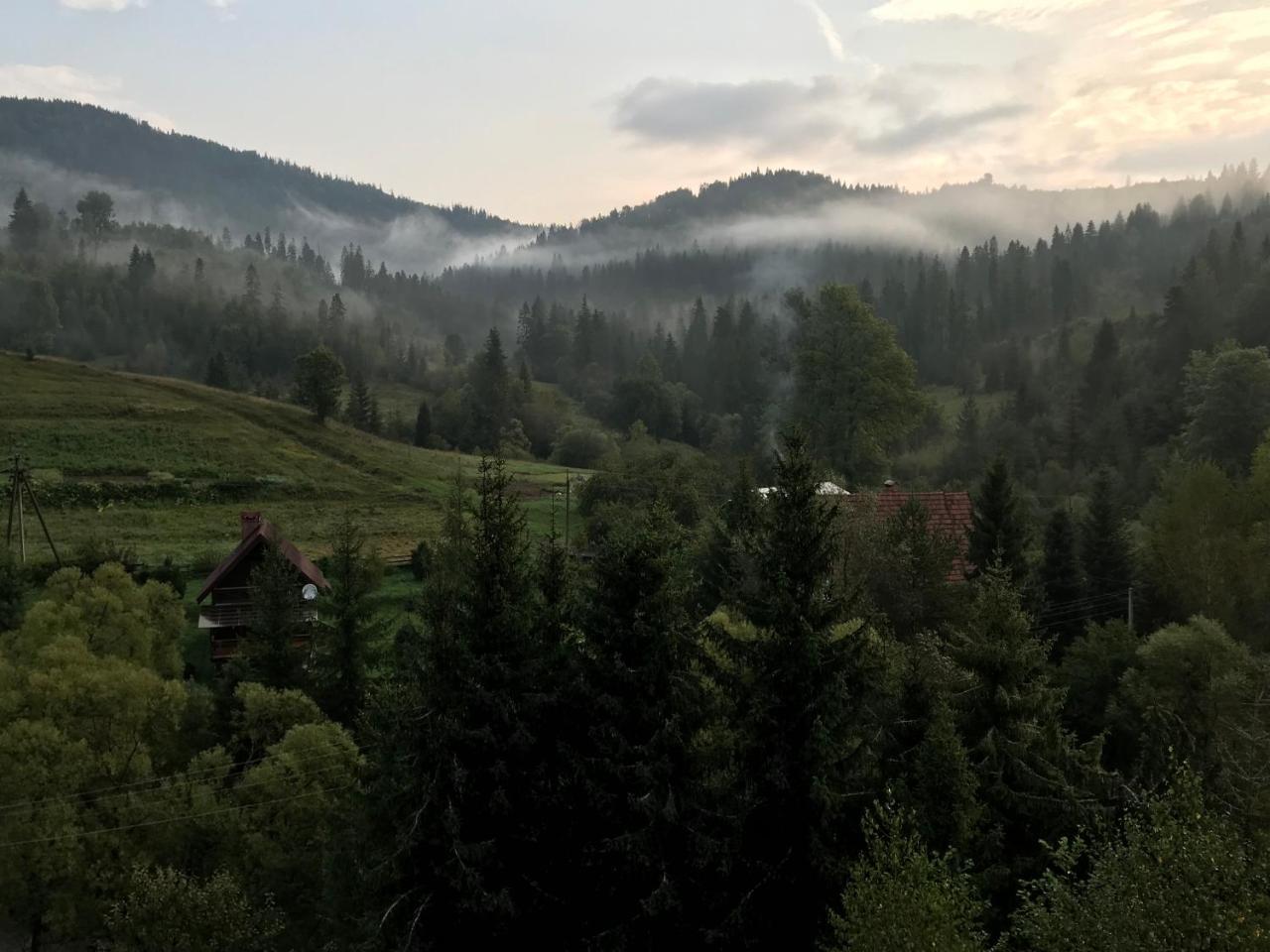 Georgiy Hotel Oryavchyk Bagian luar foto