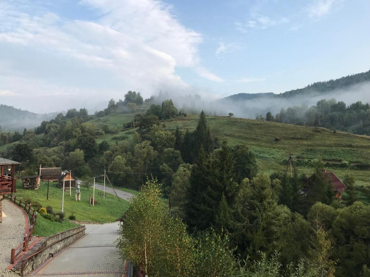 Georgiy Hotel Oryavchyk Bagian luar foto